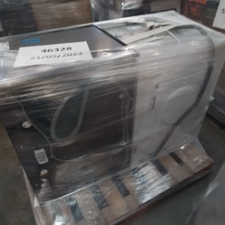 PALLET TO CONTAIN 2 X ASSORTED KITCHEN APPLIANCES 
