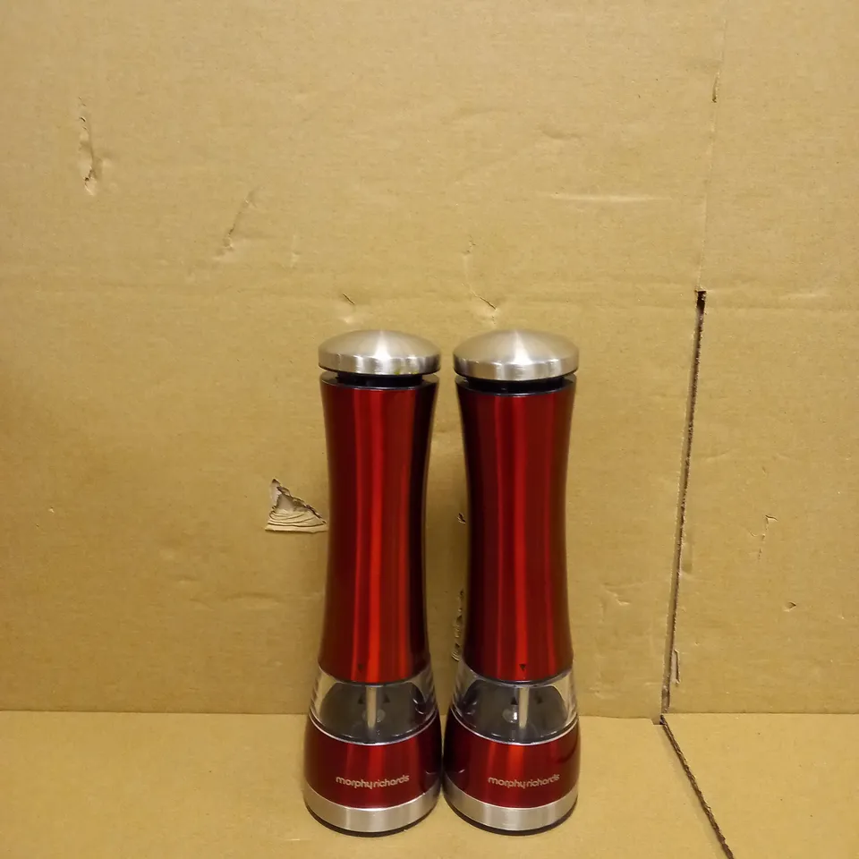 MORPHY RICHARDS ACCENTS ELECTRONIC SALT AND PEPPER MILL - RED
