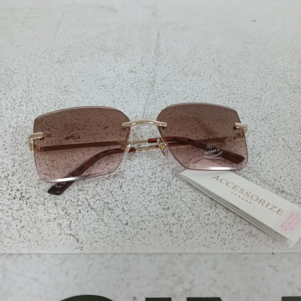 ACCESSORIZE LONDON SUNGLASSES – PINK GRADIENT LENS, METAL RIM