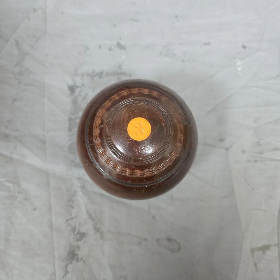 WOODEN CROWN GREEN BOWL BIAS NO.3