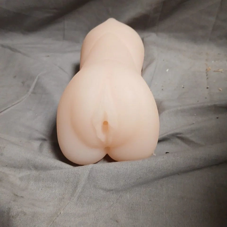 MOUTH AND PUSSY MASTURBATOR