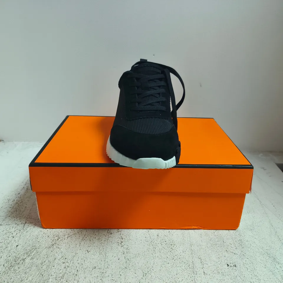 BOXED PAIR OF HERMES TRAINERS IN BLACK/WHITE/RED SIZE EU 43