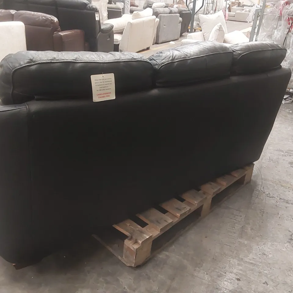 QUALITY DESIGNER LEATHER UPHOLSTERED 3-SEATER SOFA