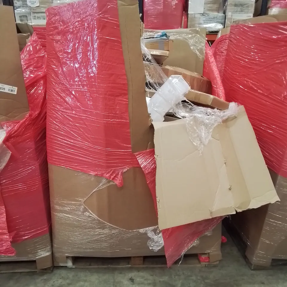 PALLET OF ASSORTED HOUSEHOLD GOODS AND PRODUCTS TO INCLUDE; TOILET SEAT, METAL DETECTOR, AH COAT HANGERS, BOXED FURNITURE ETC 