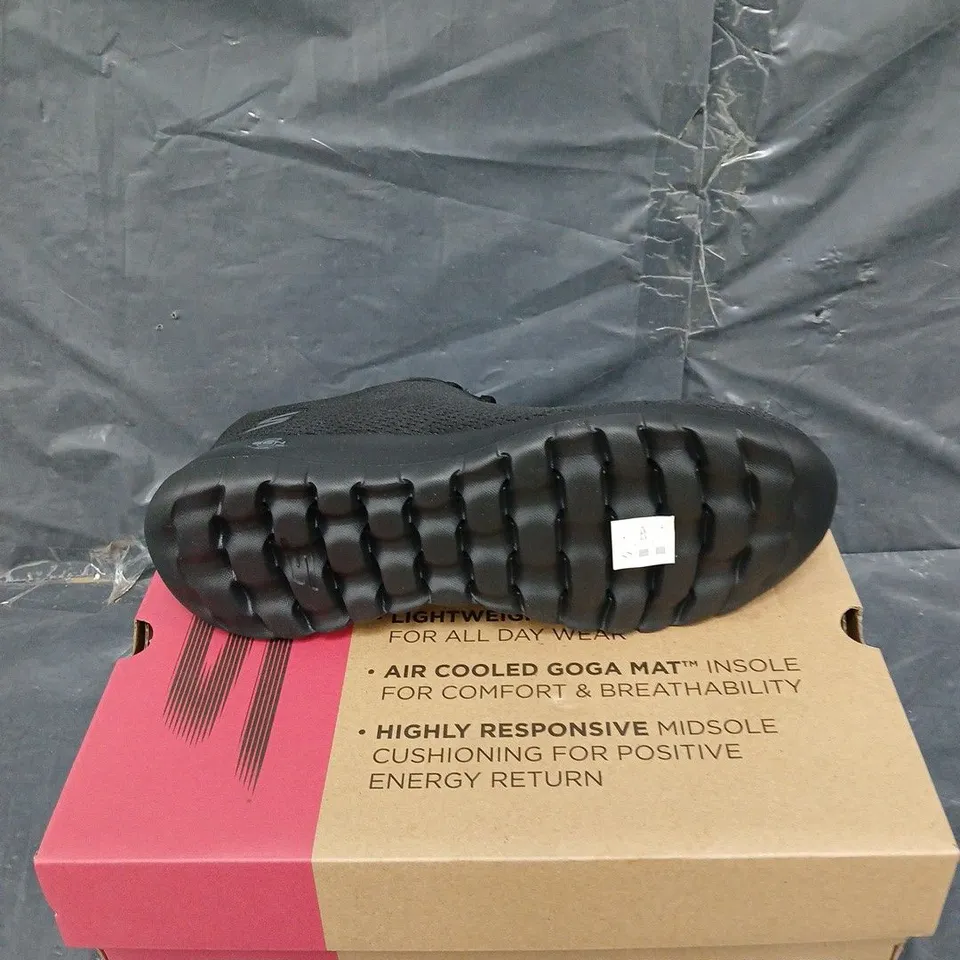 BOXED PAIR OF SKETCHERS GO WALK JOY BLACK UK 8