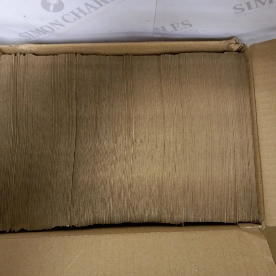 BOX OF APPROXIMATELY 1000 SELF SEAL WAGE ENVELOPES
