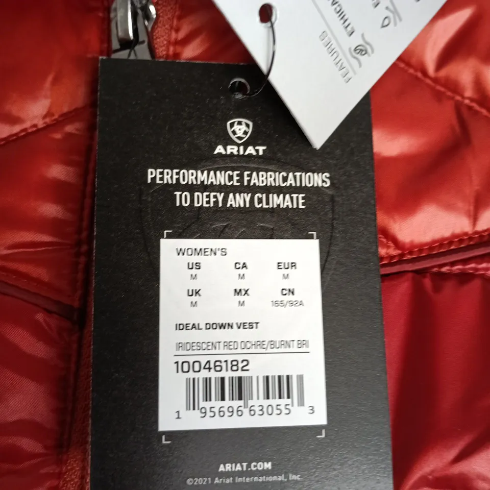 ARIAT WOMEN'S IDEAL DOWN VEST – RED, SIZE M