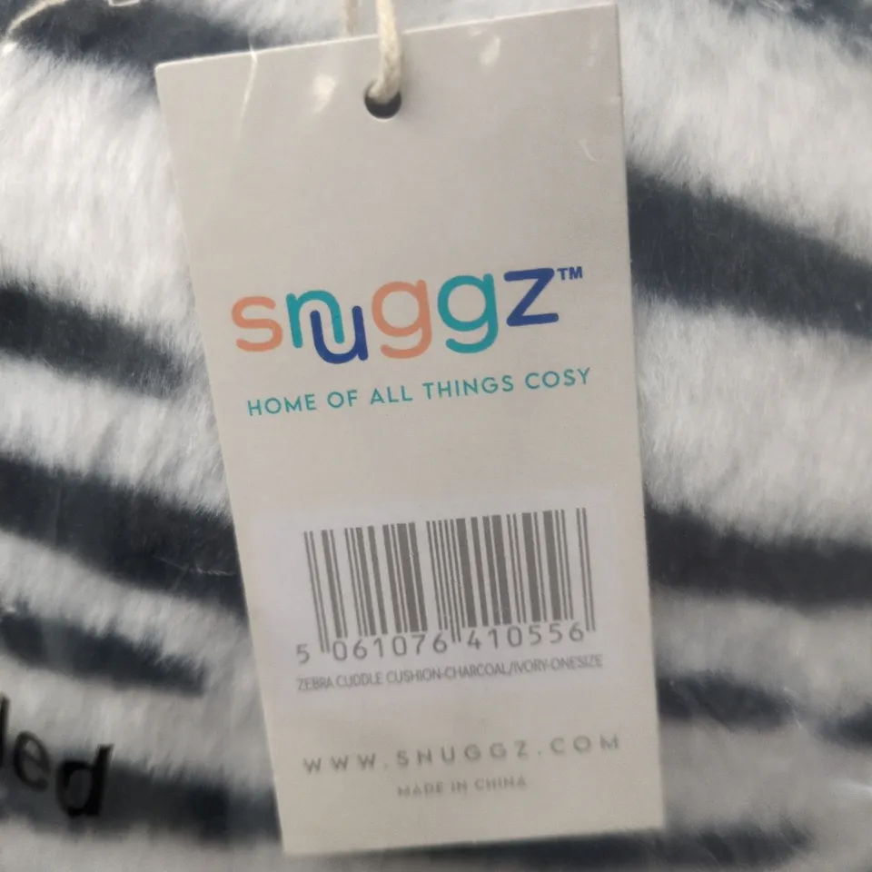 SNUGGZ ZEBRA CUDDLE CUSHION – 