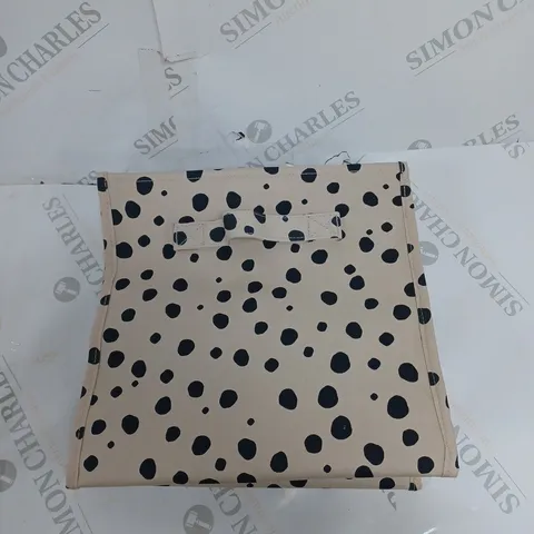 SET OF TWO H&M HOME STORAGE BAGS BEIGE/SPOTTED 28CM X 28CM X 28CM