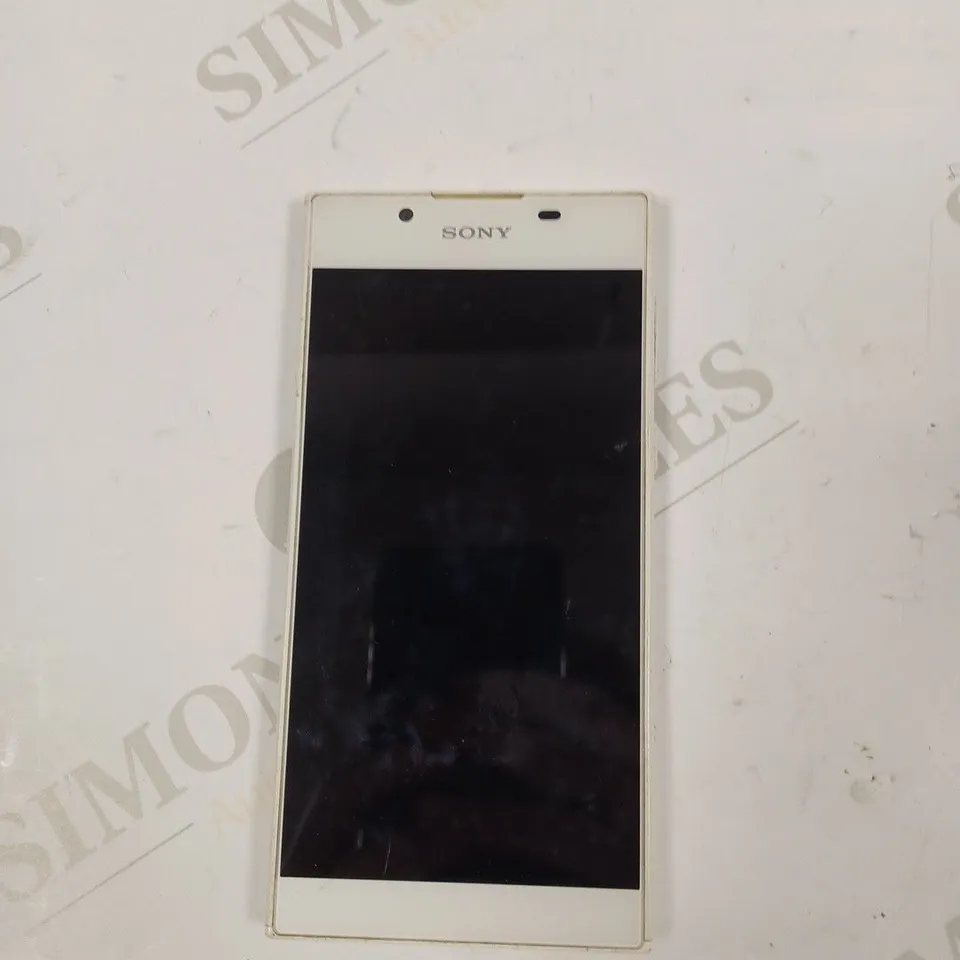 SONY XPERIA PHONE - WHITE 