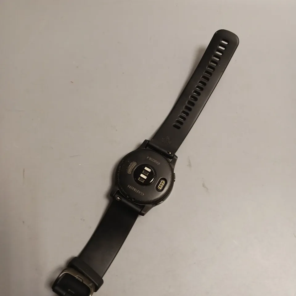 BOXED GARMIN VIVOACTIVE 4 GPS SMARTWATCH IN BLACK
