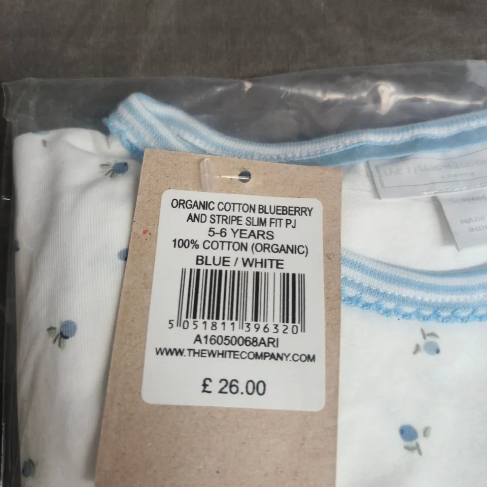 THE WHITE COMPANY ORGANIC COTTON BLUEBERRY PRINT SLIM FIT PJ SET, 5-6 YEARS