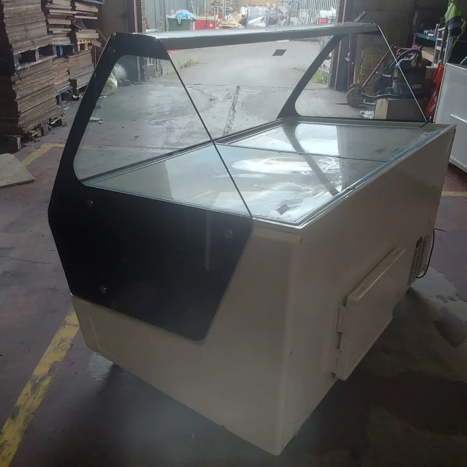CRYSTAL OPTIMUS 16 ICE CREAM DISPLAY UNIT