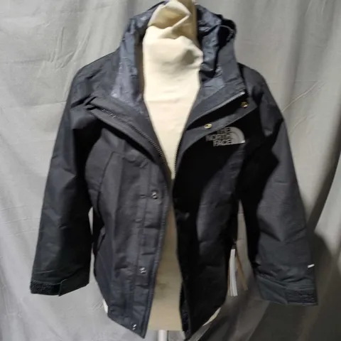 The North Face Black Shell Jacket – SIZE M