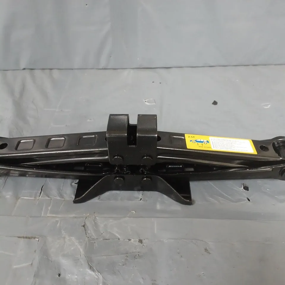 2.5T SCISSOR JACK IN BLACK