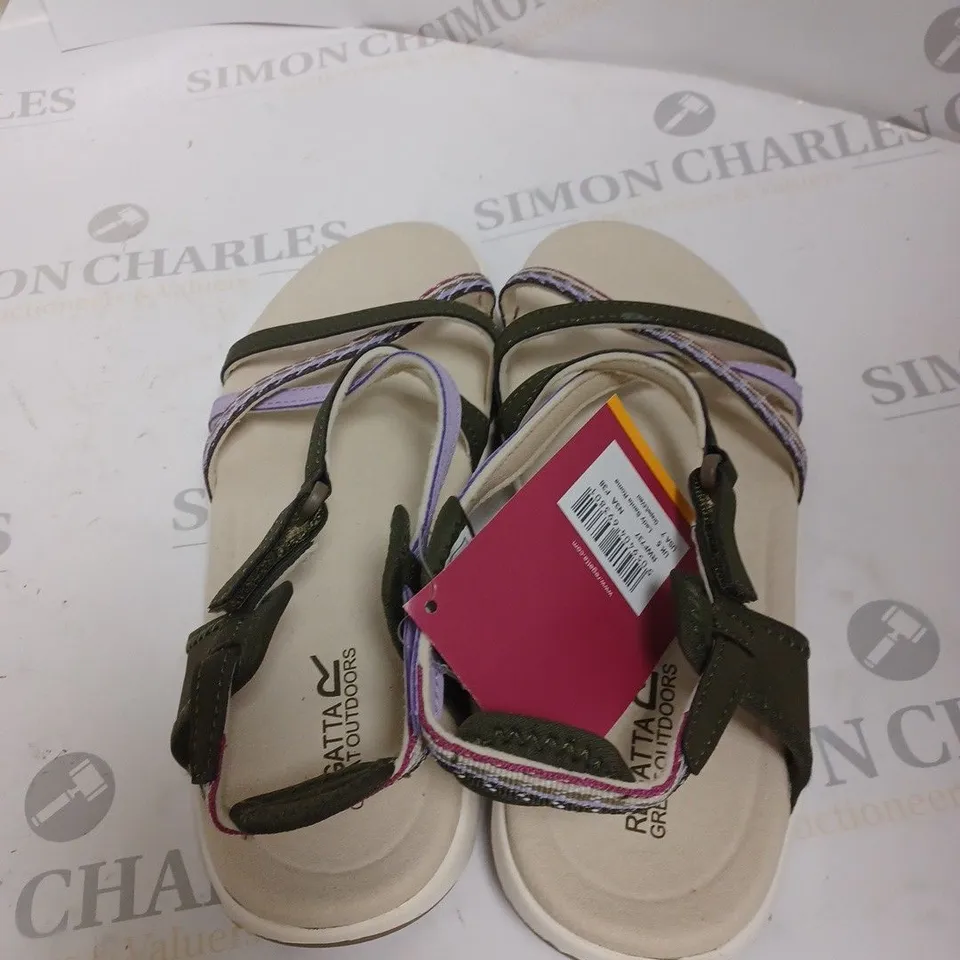 REGATTA LADY ROMA SANDALS SIZE 5
