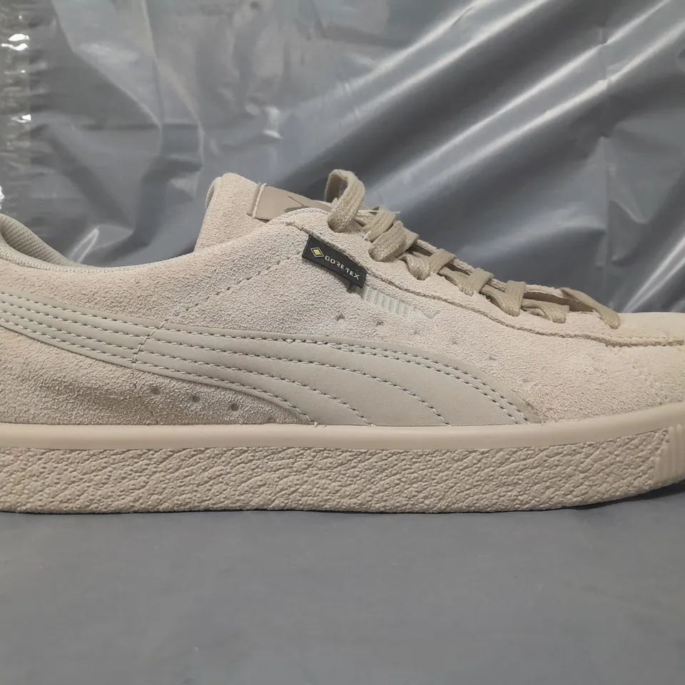 BOXED PAIR OF PUMA SUEDE VTG GTX NANAMICA SHOE SIN VINTAGE KHAKI UK SIZE 8.5