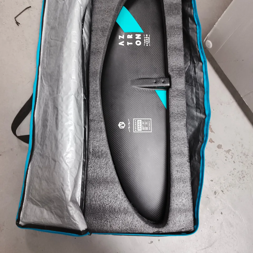 AZTRON FOIL WING – CARBON TECH, ROCKET 2000 MODEL (CASE INCLUDED)