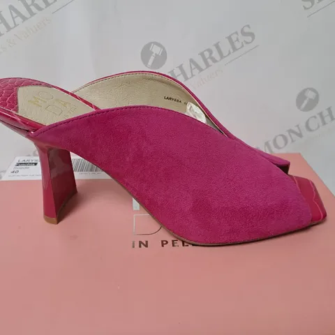 MODA IN PELLE LARYSSA SLIP ON PEEP TOE HEELED SANDAL SIZE 6.5 IN PINK