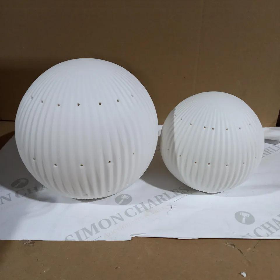 K BY KELLY HOPPEN SET OF CERAMIC LIGHT UP ORNAMENTS 