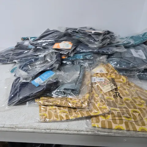 BOX OF APPROXIMATELY 30 BRAND NEW REGATTA CLOTHING ITEMS IN VARIOUS STYLES , COLOURS AND SIZES