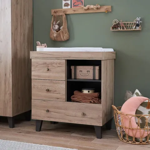 BOXED COMO CHEST CHANGER - DISTRESSED OAK & SLATE GREY (2 BOXES)