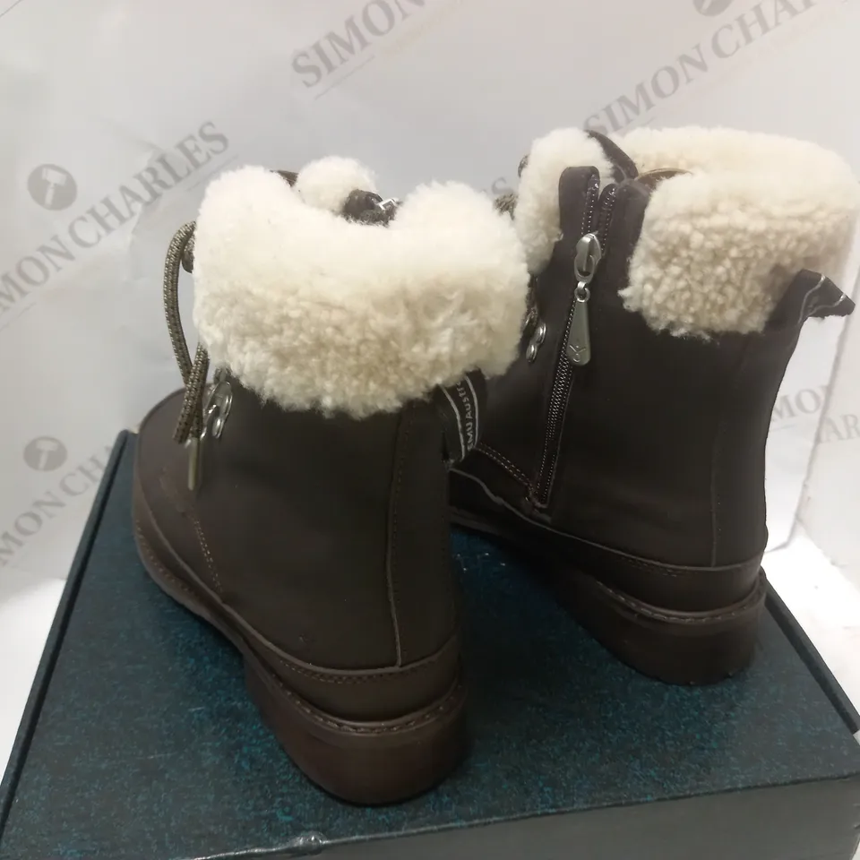 BOXED OKAB LACED ESPRESSO BOOTS WITH FUR - SIZE 9
