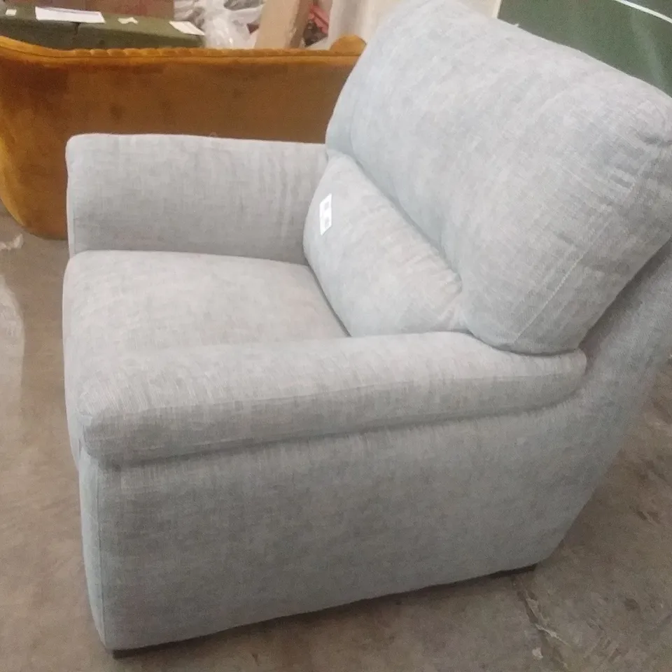 QUALITY DESIGNER VIRGINIA CHAIR WITH SMALL ARMS - LIGHT GREY FABRIC