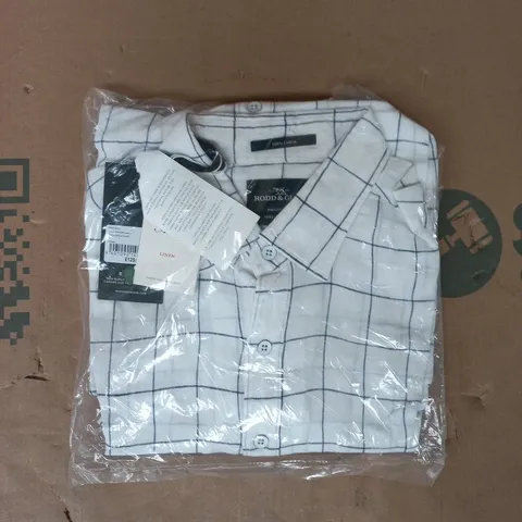 BAGGED RODD & GUNN AVONDEN SHORT SLEEVE SHIRT IN WHITE/BLUE SIZE MEDIUM