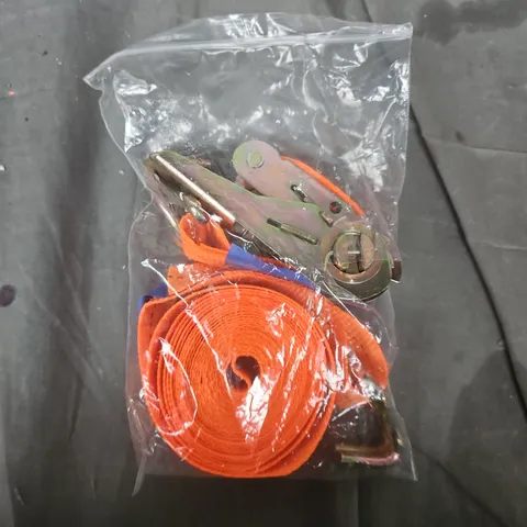 Lashing strap kit with metal hardware – orange strap