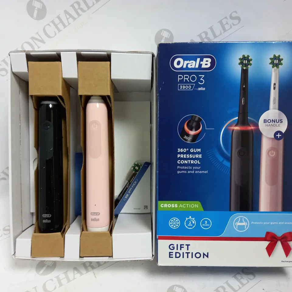 ORAL-B PRO 3 3900 GIFT EDITION ELECTRIC TOOTHBRUSH