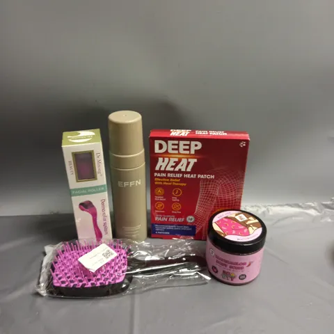 BOX OF APPROXIMATELY 20 COSMETIC ITEMS TO INCLUDE - deep heat pain relief patch - facial derma roller - hair brush - ETC