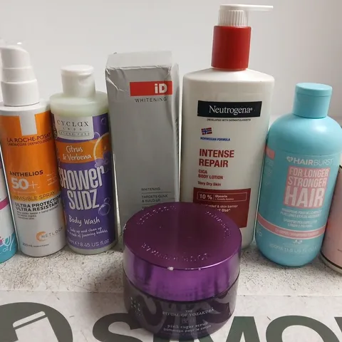 APPROX 12 ASSORTED BEAUTY PRODUCTS TO INCLUDE CREIGHTONS REVITALISING SPRAY, HAIRBURST SHAMPOO, ONLY CURLS CURL CREME, ETC