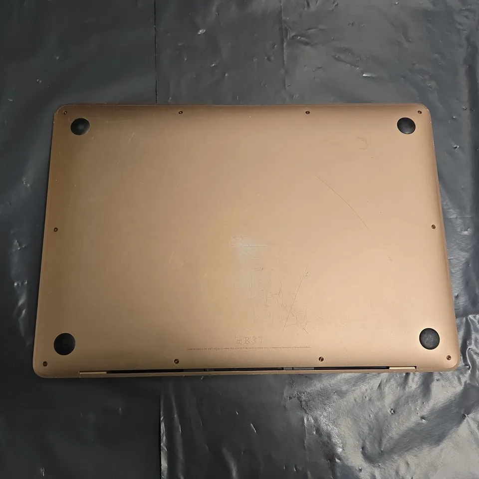 APPE MACBOOK AIR (A2179)