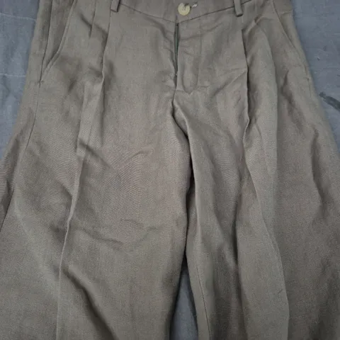 MOSS BROS MEN'S KHAKI DRESS TROUSERS β SIZE 32S