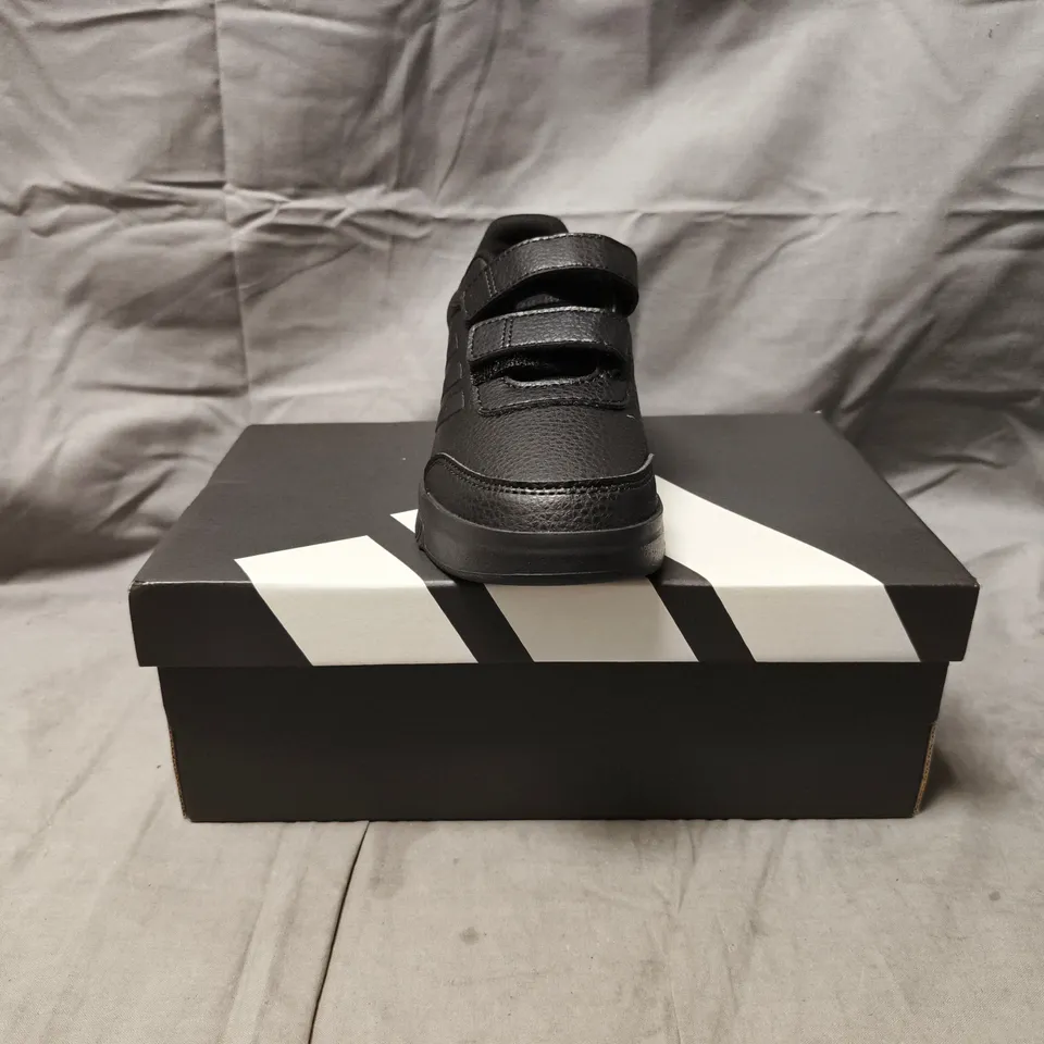 BOXED PAIR OF ADIDAS TENSAUR SPORT 2.0 KIDS SHOES IN BLACK SIZE UK 12