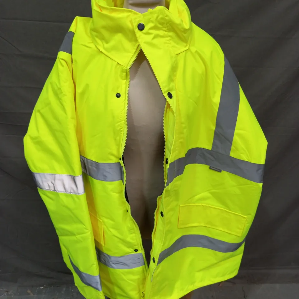 PORTWEST HEAVY WEIGHTED HIGH VIS PADDED JACKET - 3XL