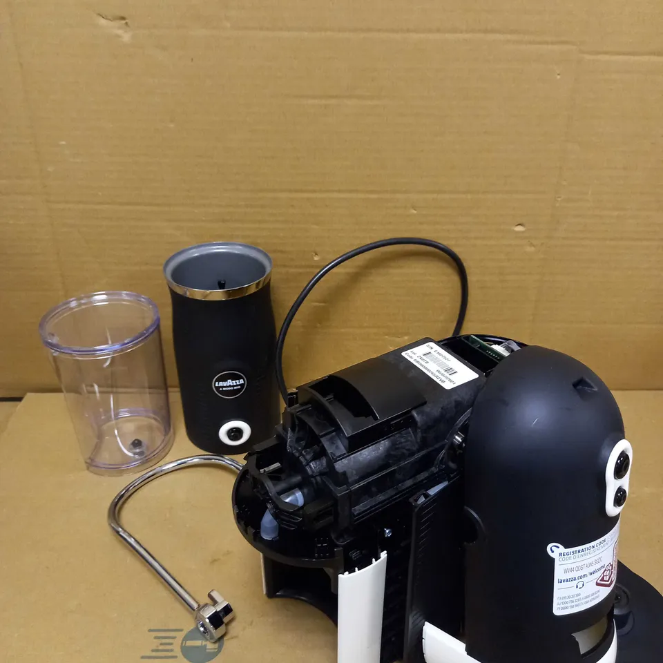 LAVAZZA A MODO MIO JOLIE & MILK COFFEE MACHINE