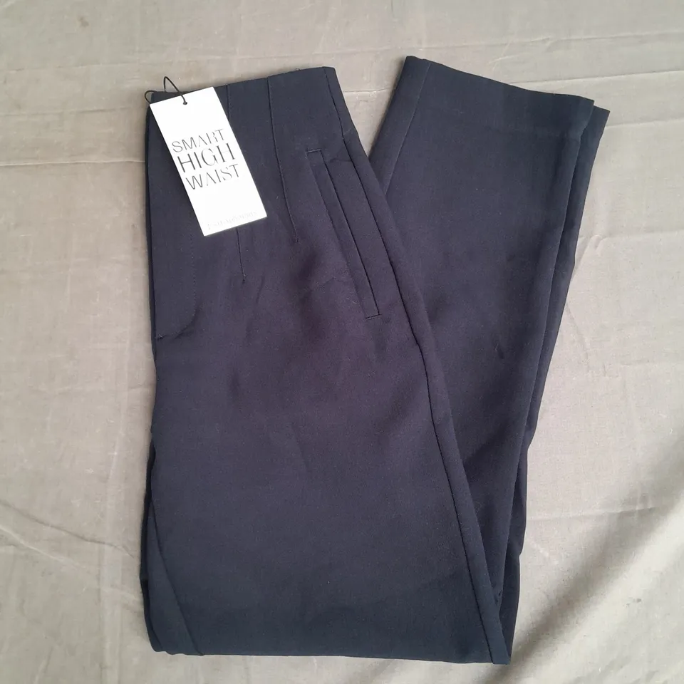 STRADIVARIUS SMART HIGH WAIST TROUSERS IN NAVY SIZE 6