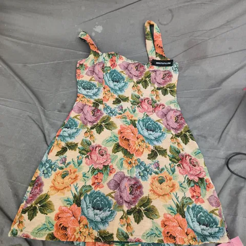 PLT STONE FLORAL TWILL BODYCON DRESS – UK 8