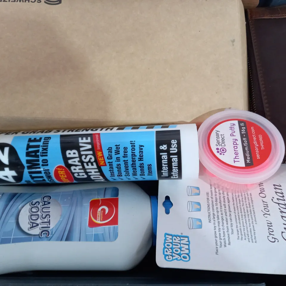 BOX OF APPROXIMATELY 15 ASSORTED ITEMS TO INCLUDE - STANLEY 1000 8MM STAPLES - THERAPY PUTTY - GUARDIAN ANGEL ECT 