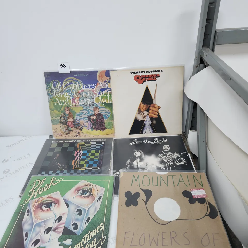 6 X VINYL RECORD TO INCLUDE PSYCHEDELIC ROCK, ETC.