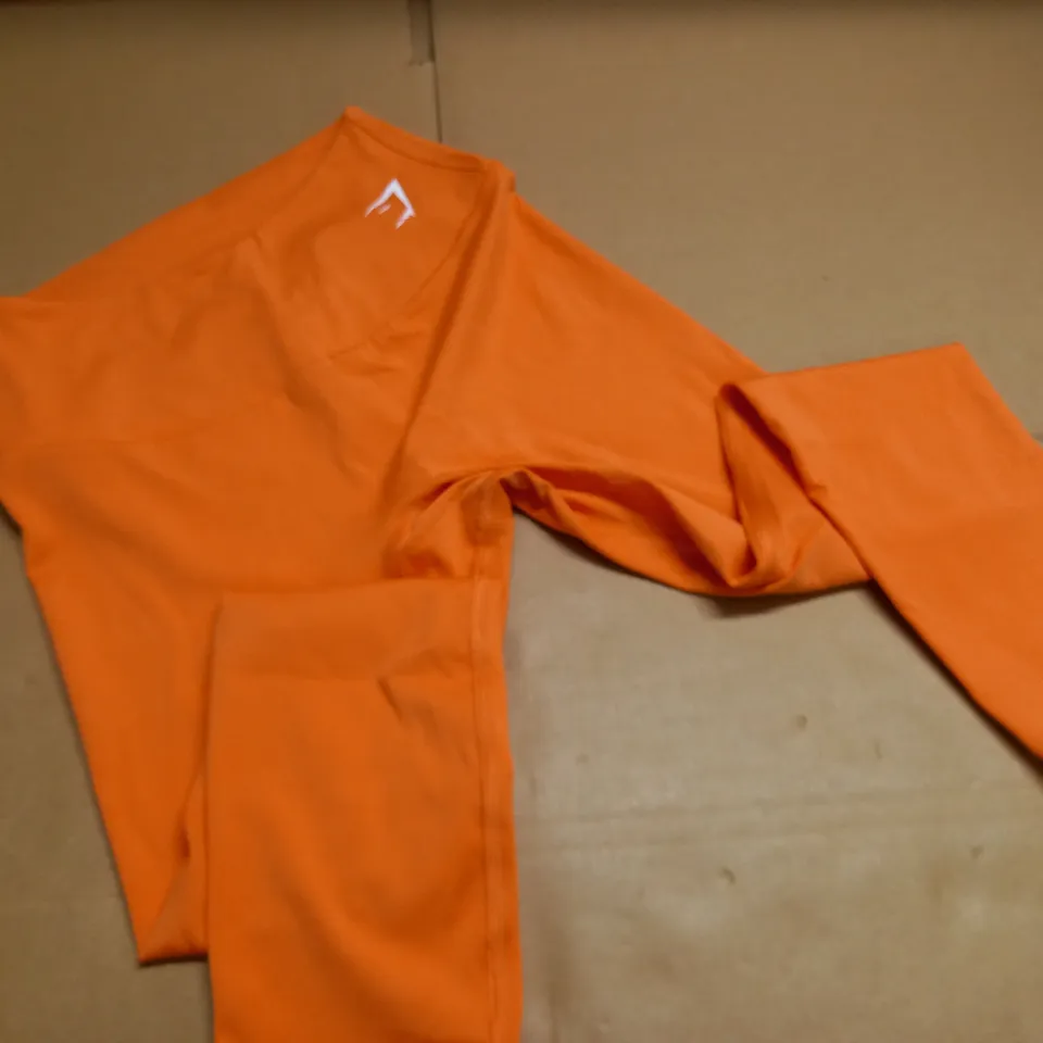 GYMSHARK ORANGE TRAINING PANTS - S