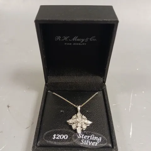 MACY'S CLUSTER PENDANT SILVER NECKLACE