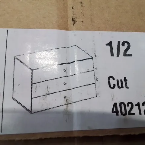 BRAND NEW 3 DRAWER CHEST OF DRAWERS -2 BOXES-
