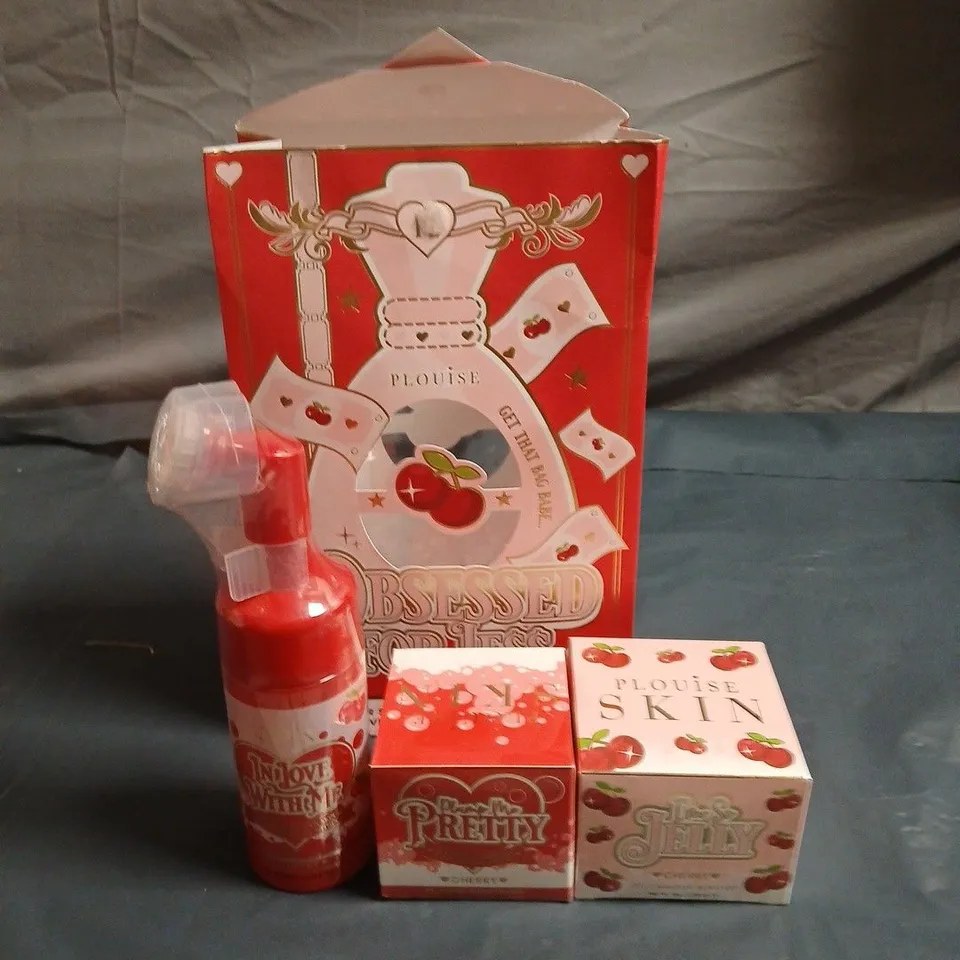 P LOUISE OBSESSED FOR LESS BEAUTY GIFT BAG