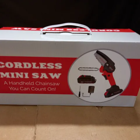 BOXED CORDLESS MINI HANDHELD SAW