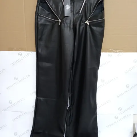 LUXE TO KILL BLACK CUT OUT HIP WITH ZIP DETAIL LEATHER PANTS TROUSERS - SIZE 08