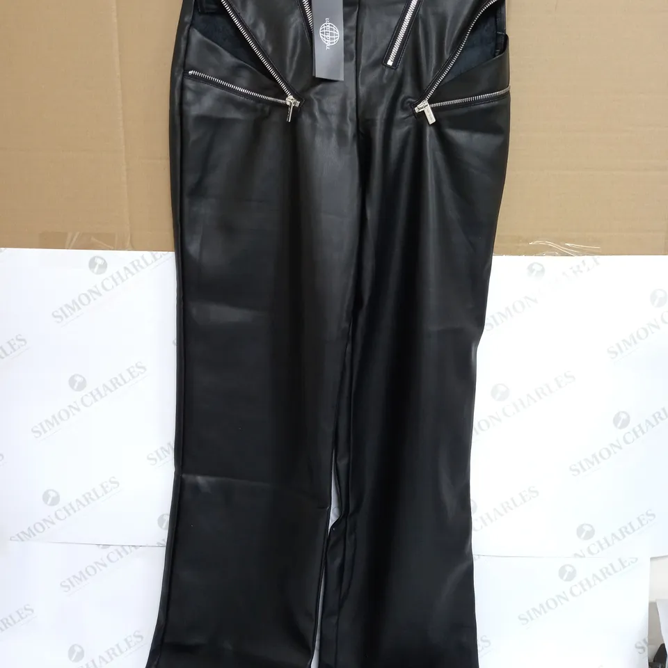 LUXE TO KILL BLACK CUT OUT HIP WITH ZIP DETAIL LEATHER PANTS TROUSERS - SIZE 08