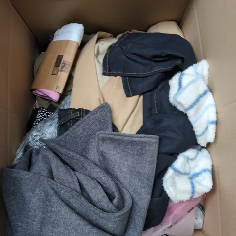 BOX OF APPROXIMATELY 20 ASSORTED CLOTHING ITEMS TO INCLUDE: SUPERDRY HOODIE AND JASPER J CONRAN JEANS